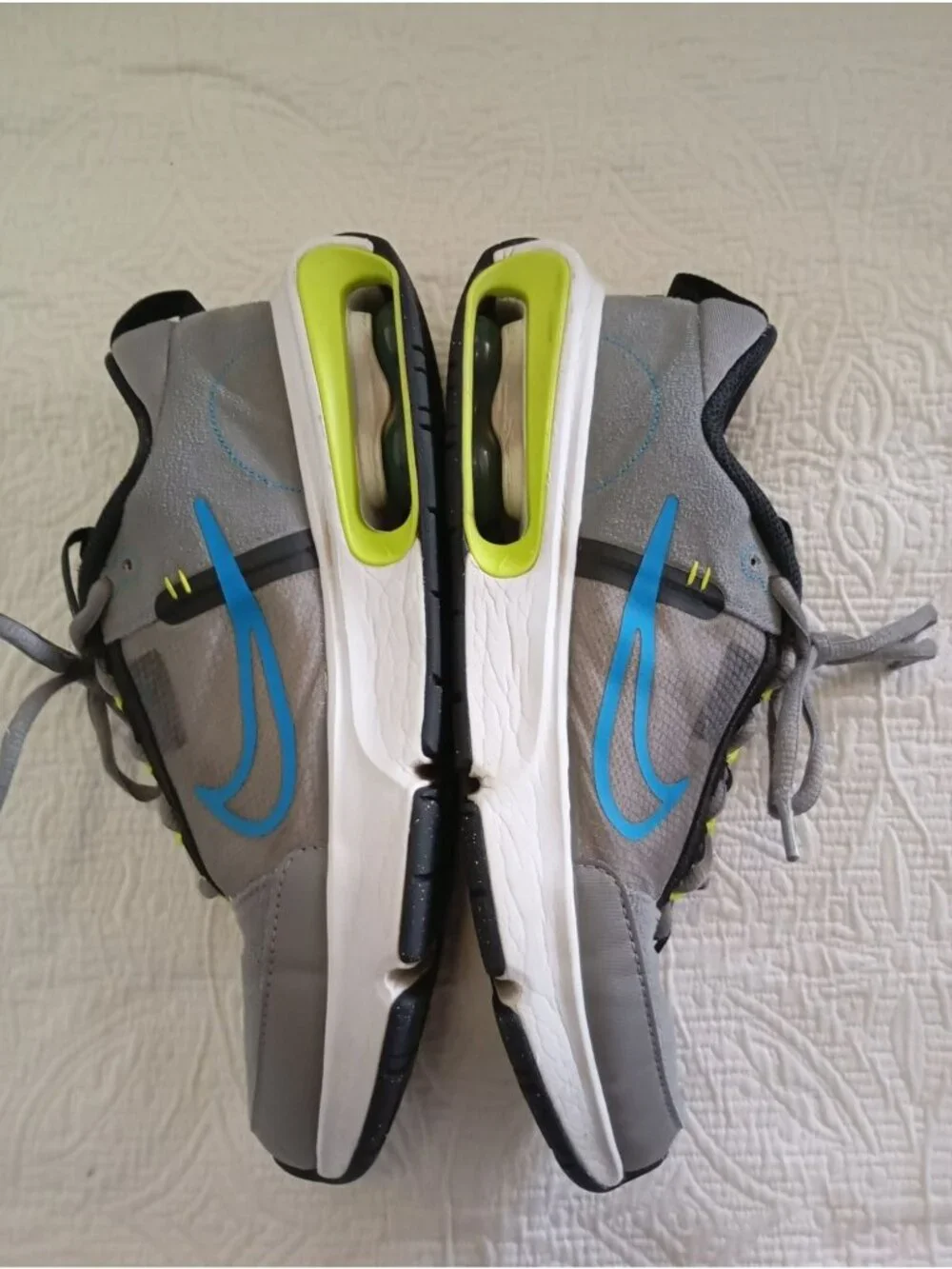 Nike Air Max Grey & Neon Green Youth Shoes Size 7Y Athletic Sneakers